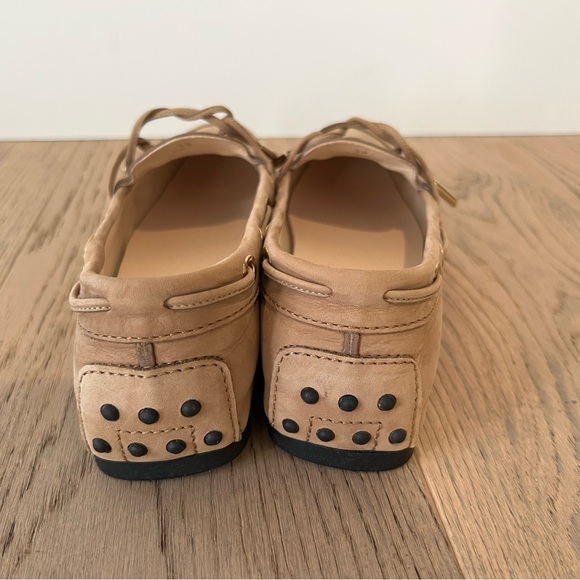 Tod’s Camel Suede Driving Moc Loafers – Size 38 (Women’s) - Picture 3 of 7